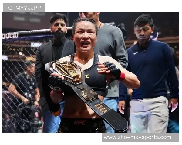 UFC猿人与战警的巅峰对决谁能称霸擂台引发热议